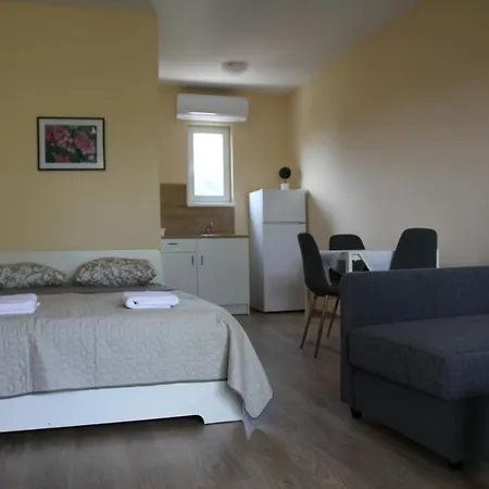 Къща За Гости Крапец בית הארחה