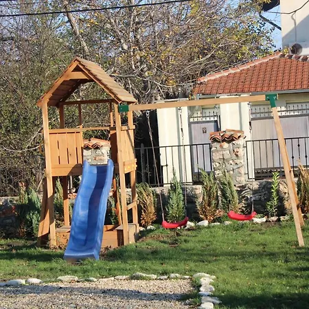 Къща За Гости Крапец Casa de hóspedes