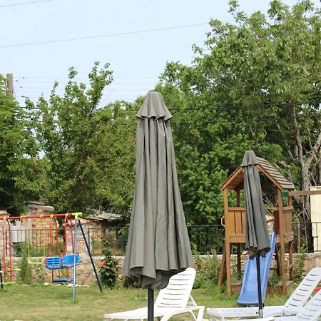 Къща За Гости Крапец 4* קראפץ