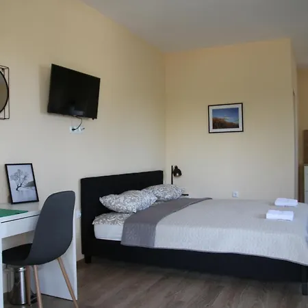 בית הארחה Къща За Гости Крапец