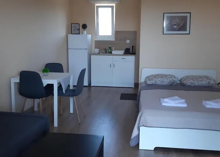 Къща за гости Крапец