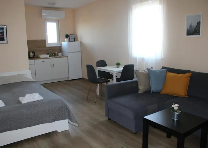 Къща за гости Къща за гости Крапец