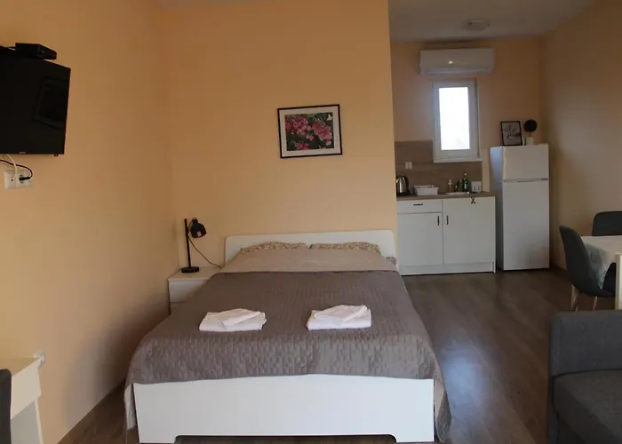 Къща за гости Крапец 4*