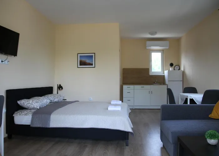 Къща за гости Крапец