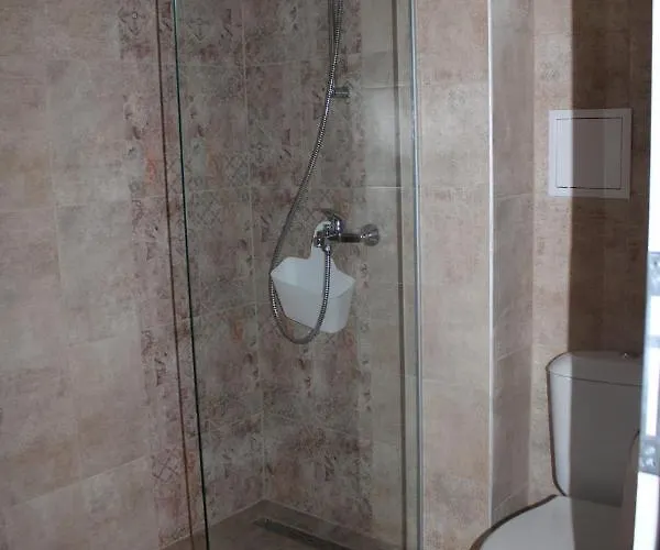 Къща за гости Крапец 4*