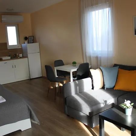 بيت ضيافة Къща За Гости Крапец 4*