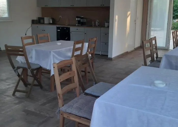 Къща За Гости Крапец Gæstehus